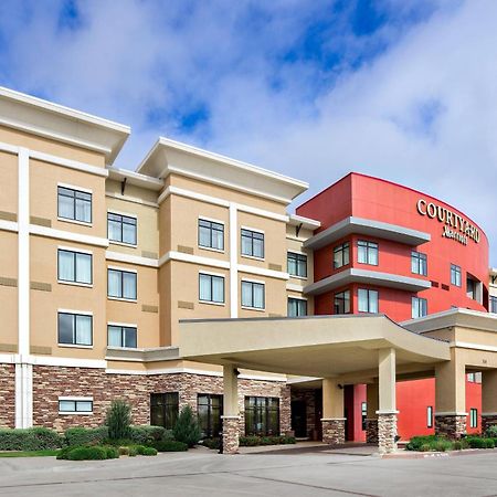 Courtyard By Marriott Lubbock Downtown/University Area Exterior photo